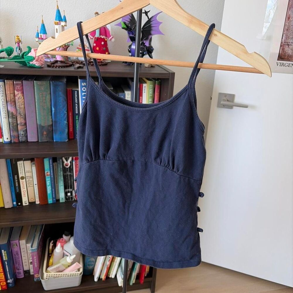 Brandy Melville Navy Blue Ribbed Tank Top One Size
